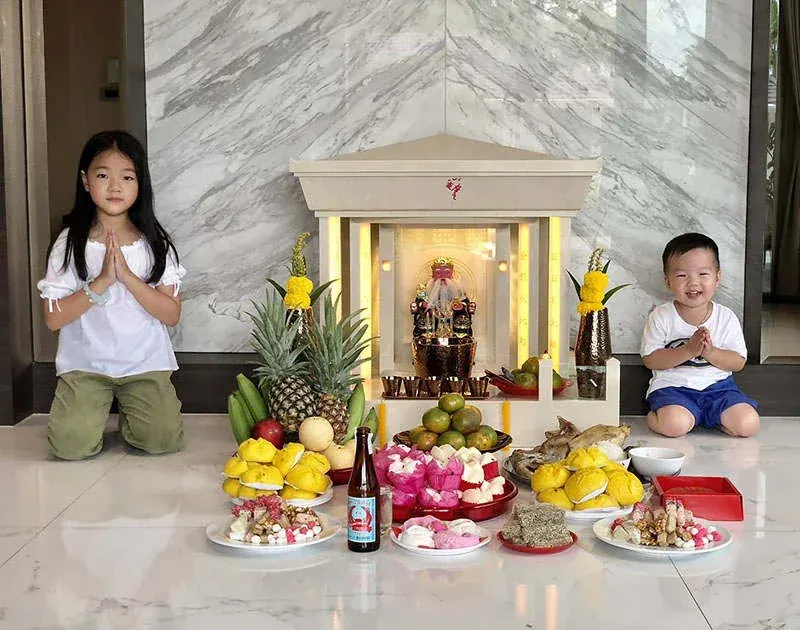 ตี่จู้ หินอ่อน Modern Luxury หรูหรา ขนาด 35 นิ้ว