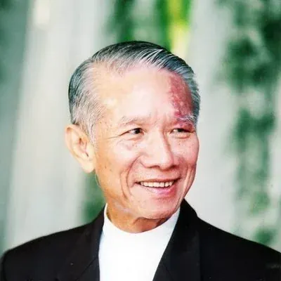 อาจารย์ เกรียงไกร บุญธกานนท์ ปรมาจารย์ ฮวงจุ้ย